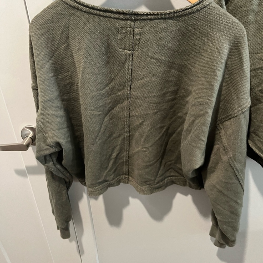 Aerie Endless Summer Green Sweatshirt and Shorts Set - Picture 8 of 8